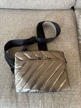 Think Royln  Diagonal Quilted Crossbody Bag in Metallic Bronze